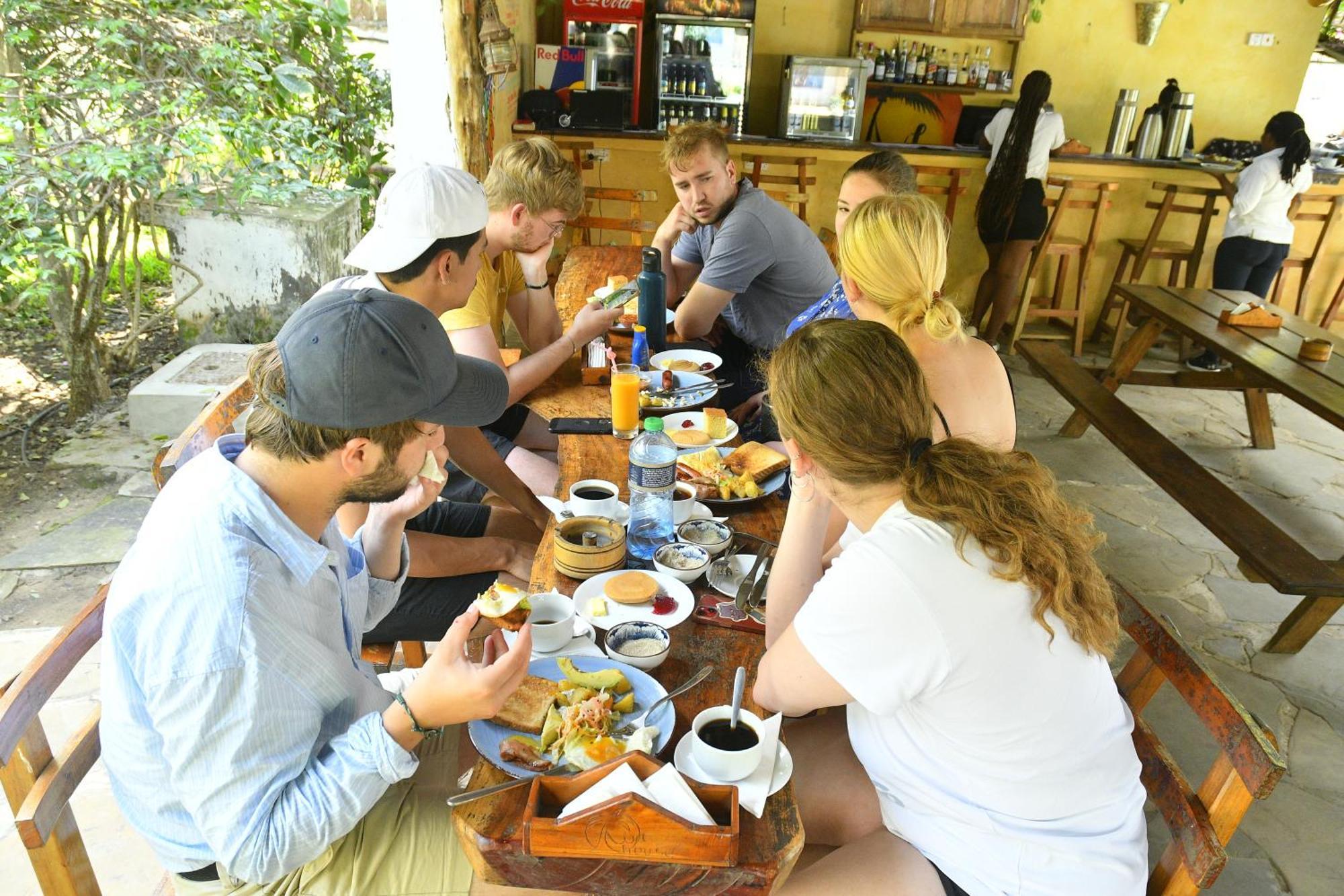 Tulia House Backpackers Vandrehjem Mombasa Eksteriør billede